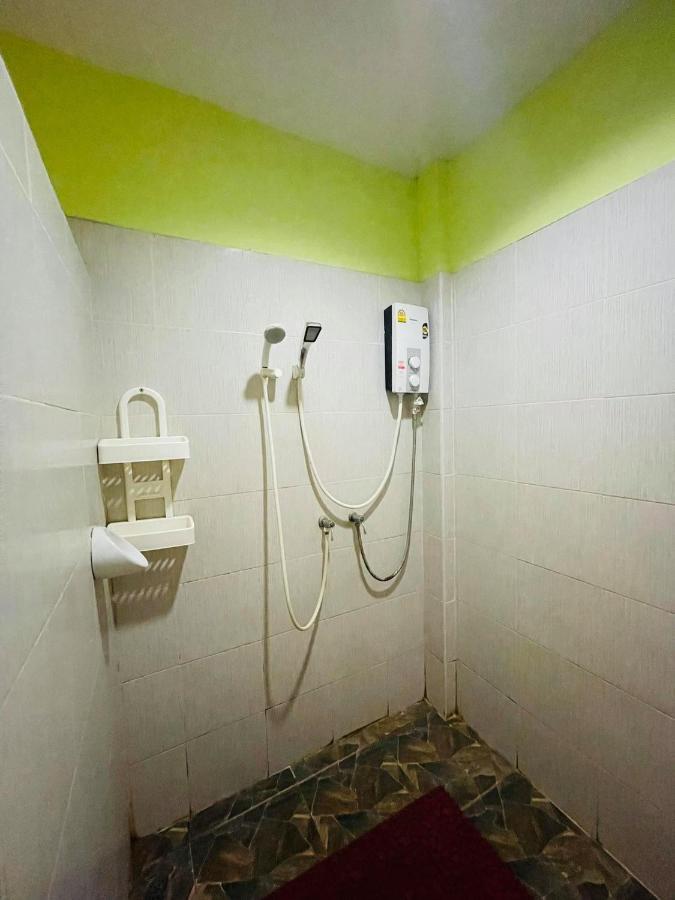 Baan Sri Family Hotel กบินทร์บุรี ภายนอก รูปภาพ